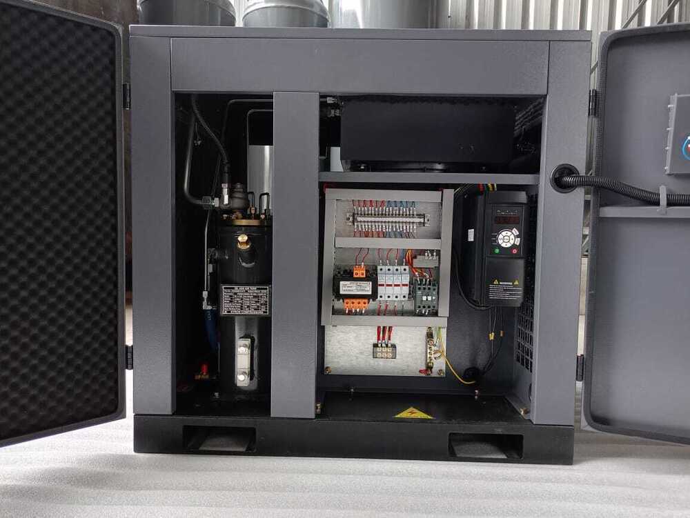 Fixed Speed Screw Air Compressor - 15 Hp/ 11 Kw - Air Flow Capacity: 65 Cubic Feet Per Minute (Ft3/Min)