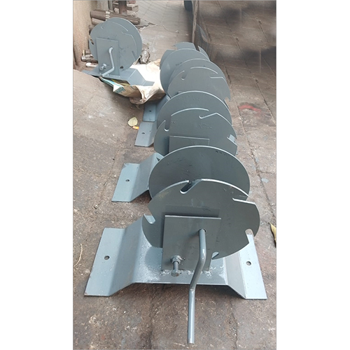 PQC Paver Stirig Line Wrinch / pqc paver peg rod bracket