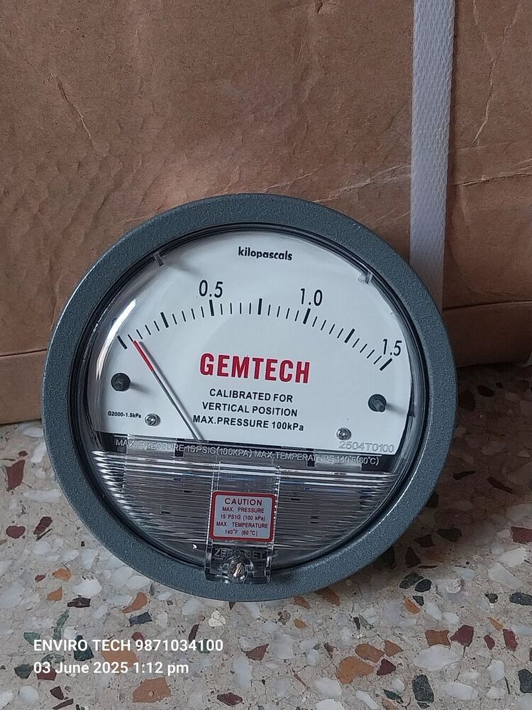 Cdpg-40l-led Aerosense Digital Differential Pressure Gauge - Measurement Range 0-10000 Pa | Lcd Display, Built-in Buzzer, Battery Or 24v Power Option, Ip65 Protection