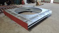 Square expansion joint