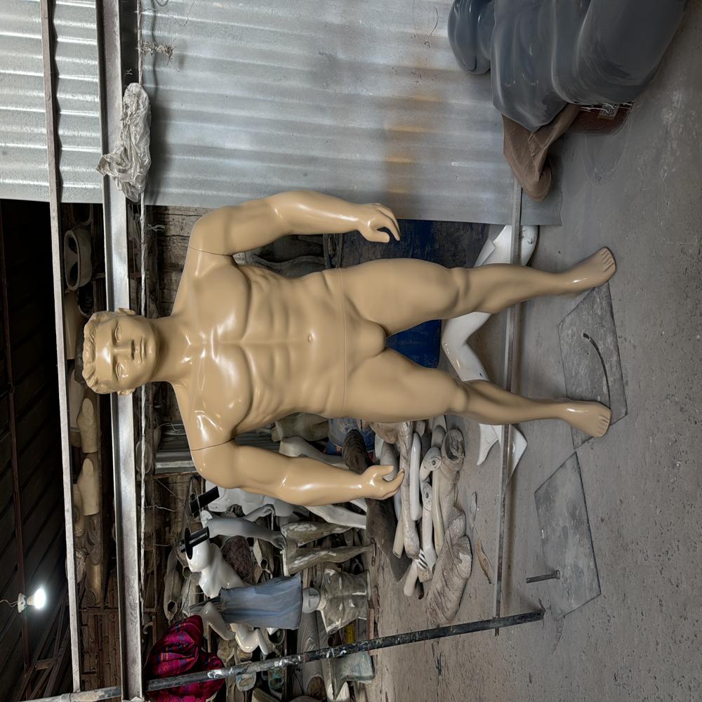 MALE MANNEQUINS