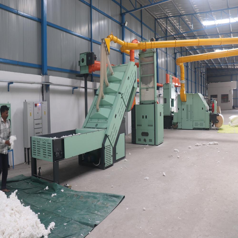 Absorbent Cotton Rolling Machine