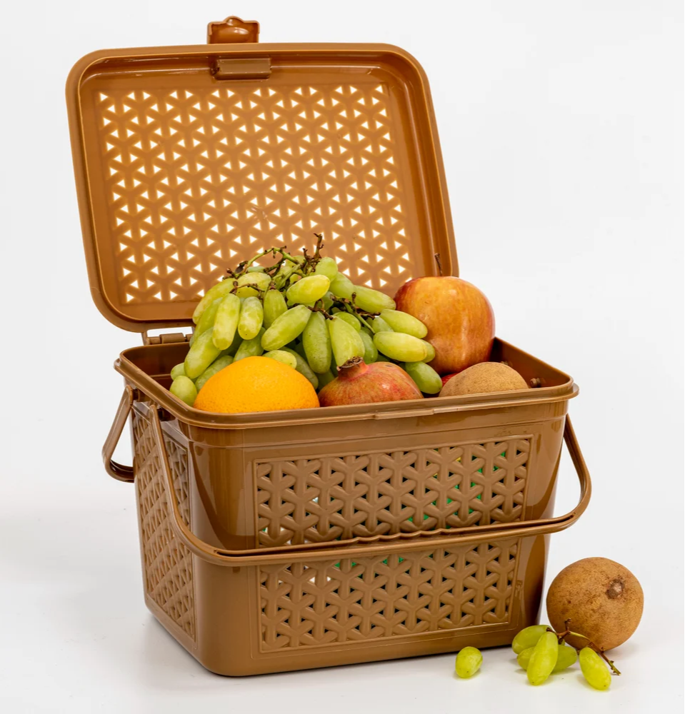 Plastic Storage Basket With Lid - Color: Pink