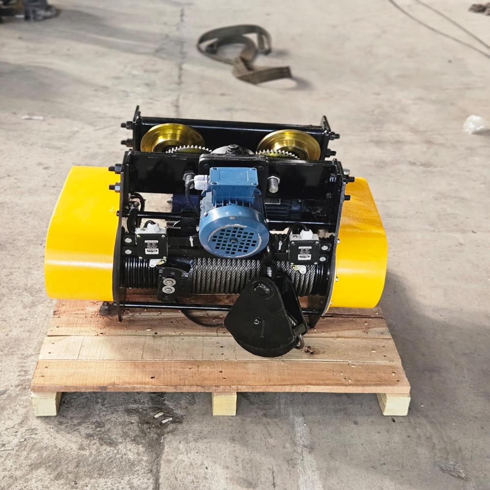 1 Ton Wire Rope Hoist , For Lifting - Power Source: Electric