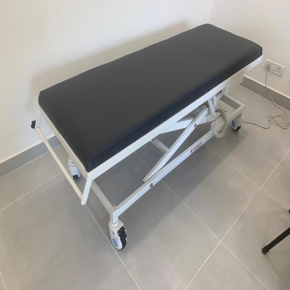 Electric Treatment Table - Application: Height Adjustable