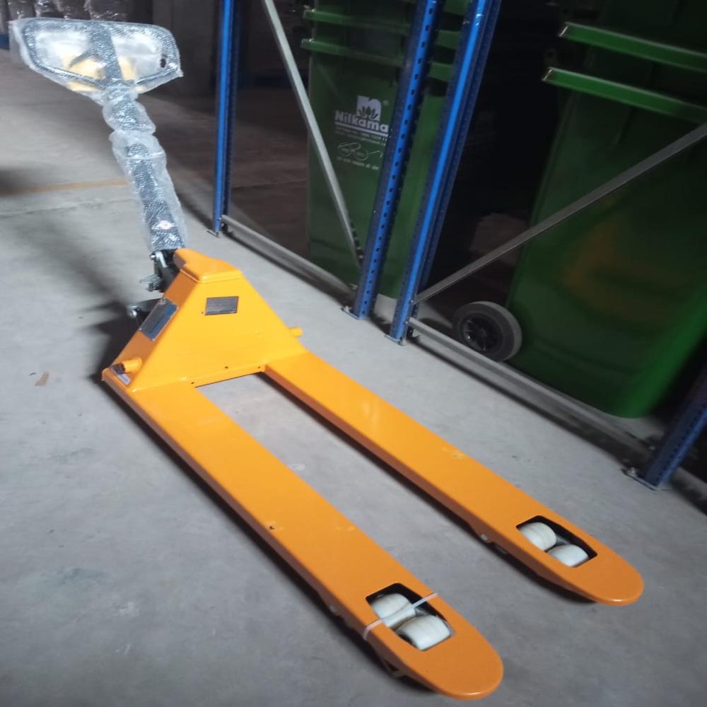 Pallets Truck - Load Capacity: Upto 500  Kilograms (Kg)