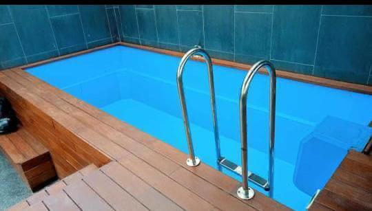 Fibreglass pool