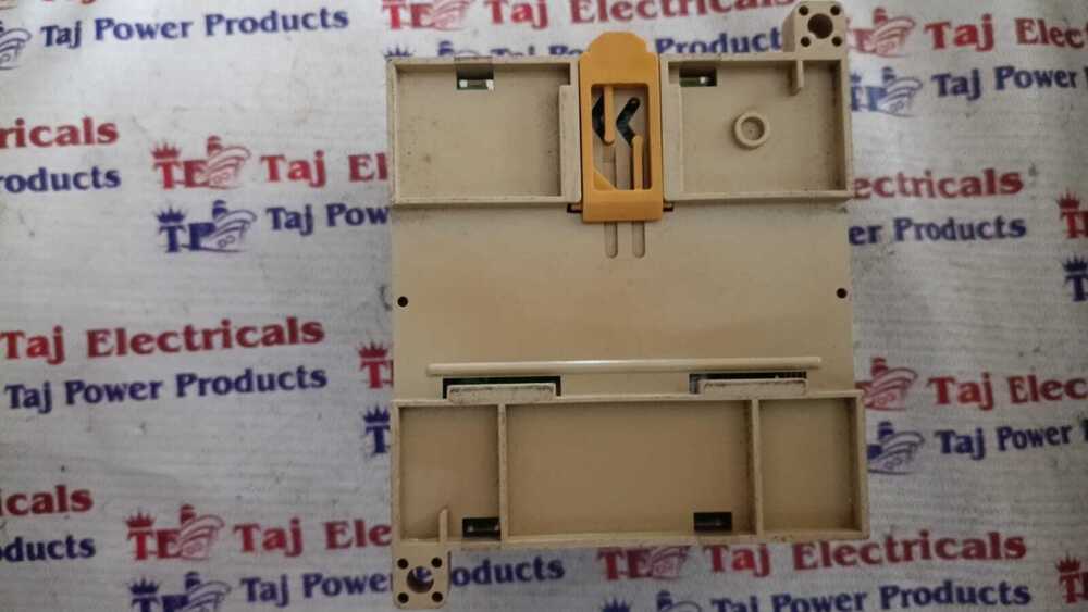OMRON CPM1A-20CDR-A-V1 PLC