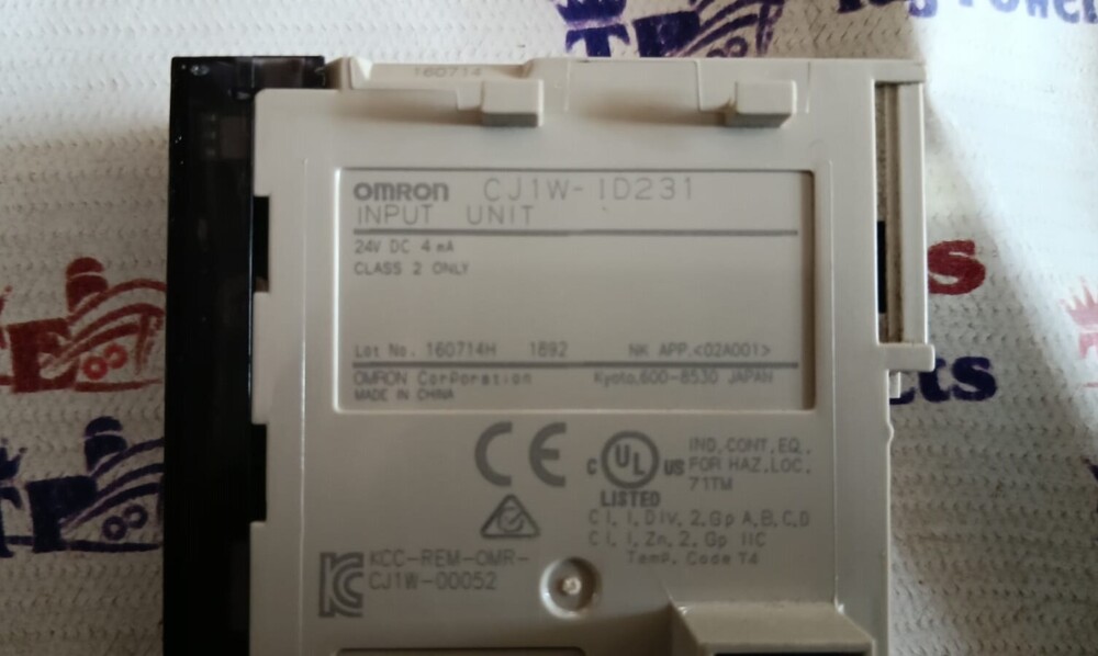 OMRON CJ1W-ID231 PLC