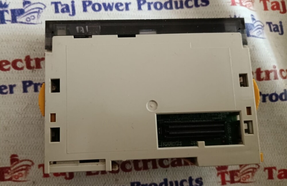 OMRON CJ1W-ID231 PLC