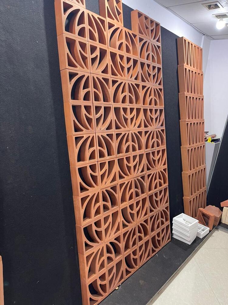 Quadra Jaali - Application: Commercial