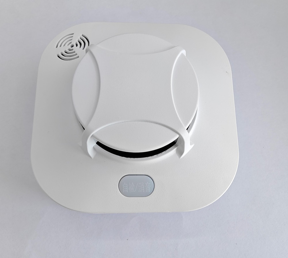LoRaWAN Wireless Smoke Detector
