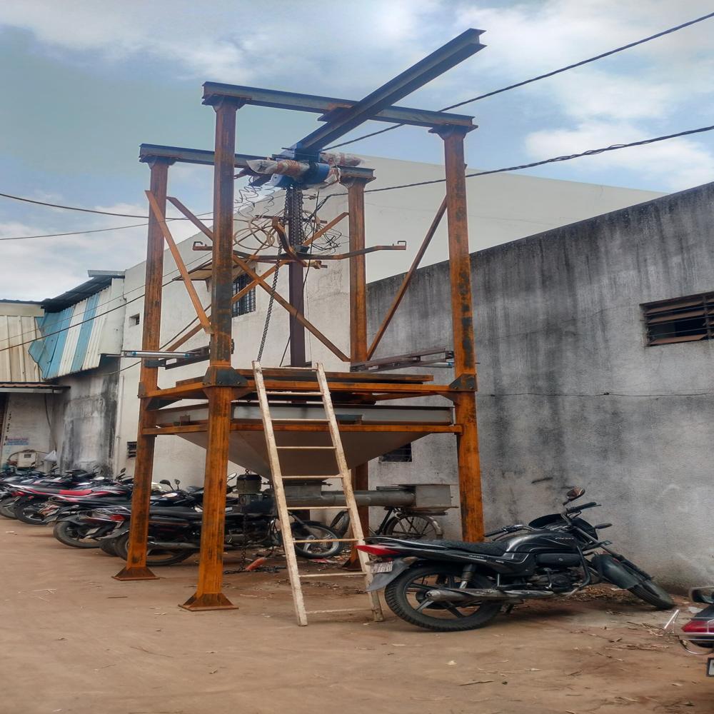 Bulk Bag Unloading Machine - Automatic Grade: Semi Auto