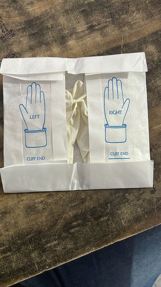 Powder Sterile surgical gloves