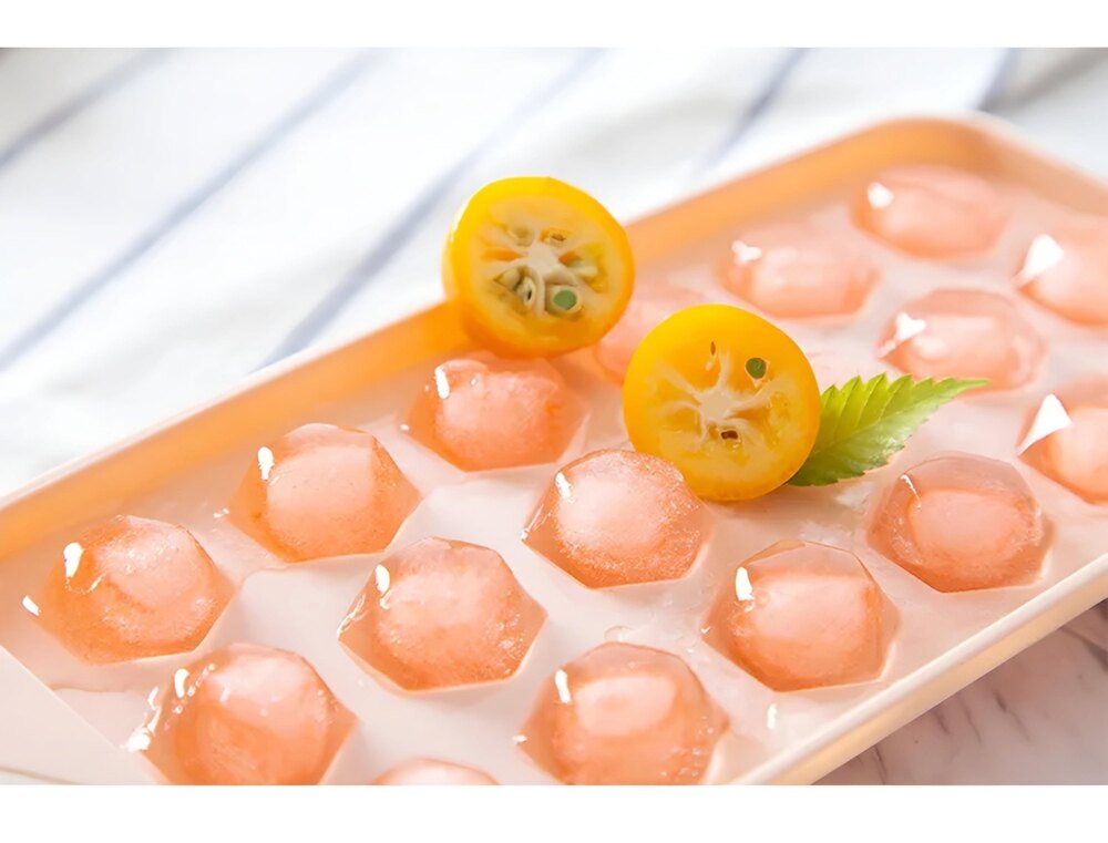 Plastic Diamond Ice Tray - Color: Transparent