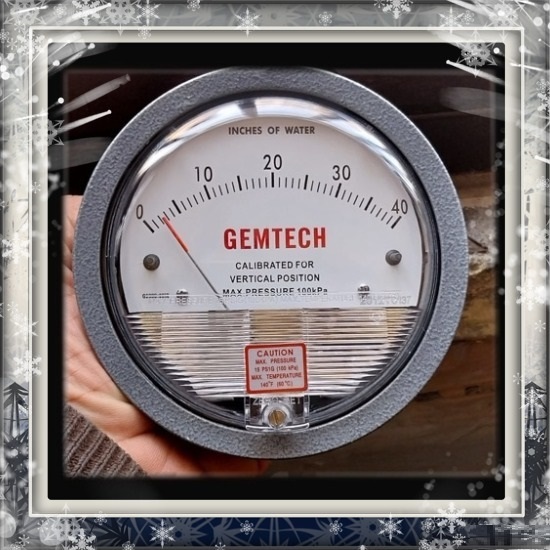 Gemtech Differential Pressure Gauge - Aluminum/metal Alloy, 4 Inch Diameter, White/black, 1/8" Female Npt, High Accuracy Of 2% | Wind-driven Ventilation, Silent Operation, All-weather Durable