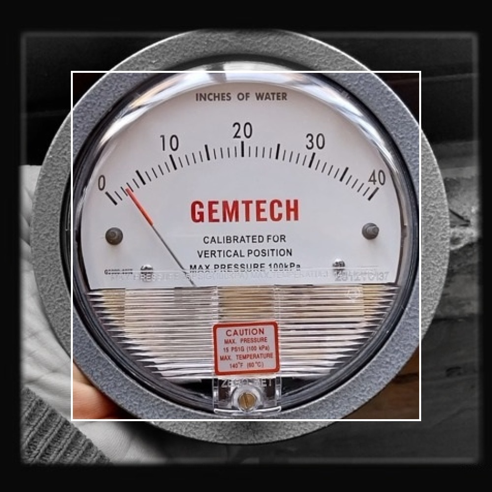 Gemtech Differential Pressure Gauge - Aluminum/metal Alloy, 4 Inch Diameter, White/black, 1/8" Female Npt, High Accuracy Of 2% | Wind-driven Ventilation, Silent Operation, All-weather Durable