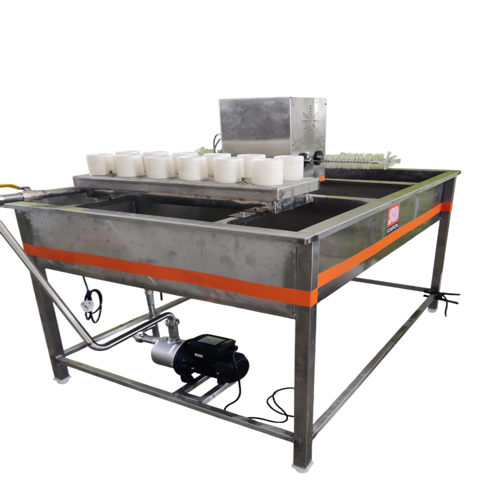 Bottle Washing & Rinsing Machine - Color: Silver