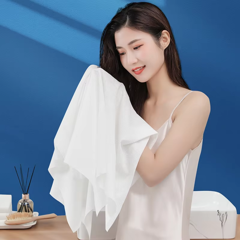 DISPOSABLE BATH TOWEL