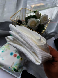 DISPOSABLE BATH TOWEL
