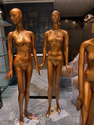 Female Mannequins