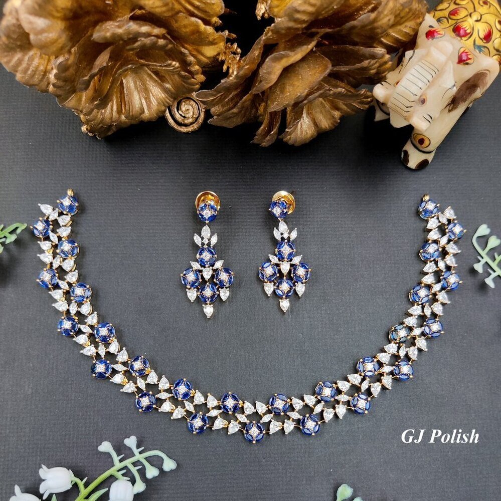 Trendy Shiny AD Necklace Set