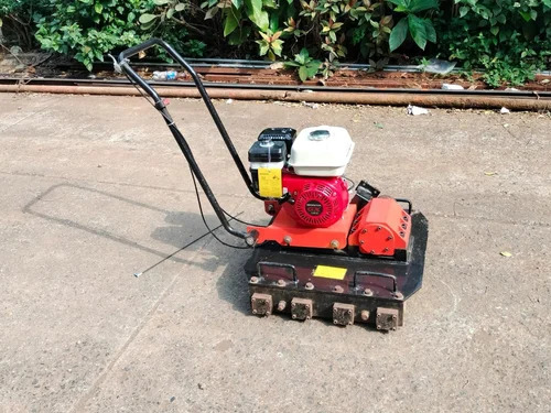 Paver Roller Compactor - 530mm Working Width, 150 Kg Weight, 30-35 Cm/sec Travel Speed, 600 M/hours Efficiency, Suitable For Paving Bricks/marble/finished Tiles