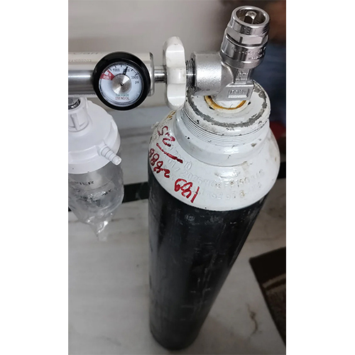 B-Type Oxygen Cylinder - Material: Aluminum