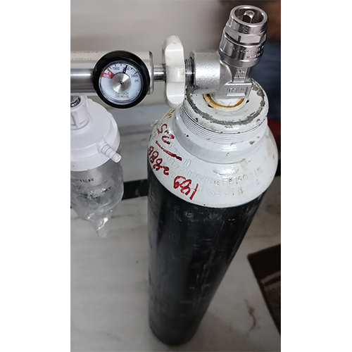 B-Type Medical Oxygen Cylinder - Material: Aluminum