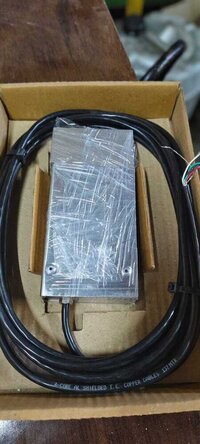 LOAD CELL