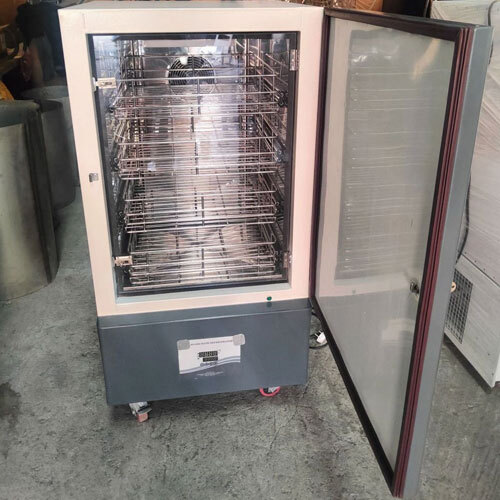 Laboratory Refrigerators Freezers - Capacity: 100 Ltr