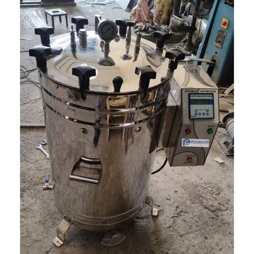 Double Walled Vertical Autoclave - Application: Industrial