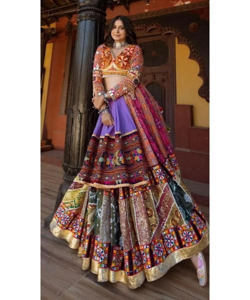 Stunnimg designer embroidery choli