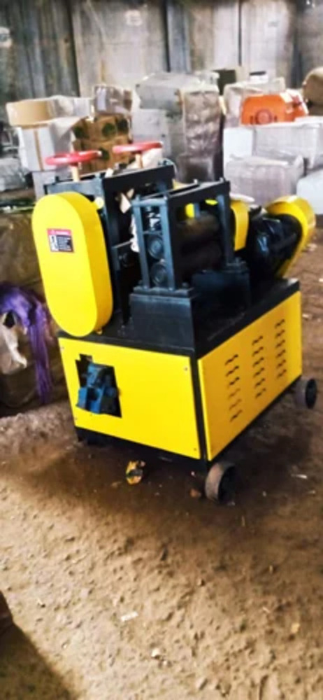 Scrap Straightening Machine Rgx14 - 5.5kw Motor Power, 500-3000mm Straightening Length, 28m/min Working Speed, 4-14mm Cutting Thickness, Manual Control System, Yellow Color, 720kg Weight, 6 Months Warranty