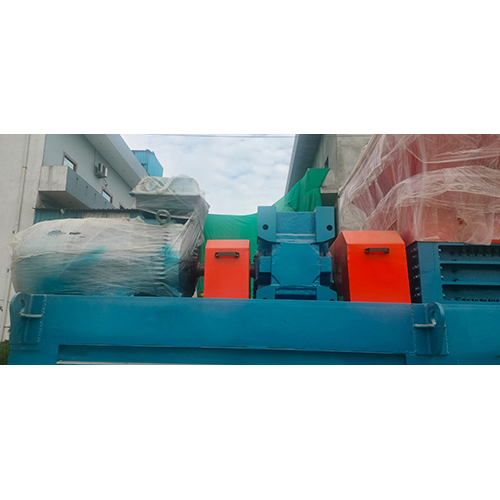 Heavy Duty Twin Shaft Shredder For Msw Waste Processing - Color: Blue Paint Coated