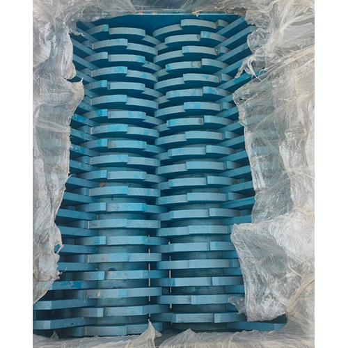 Heavy Duty Twin Shaft Shredder For Msw Waste Processing - Color: Blue Paint Coated
