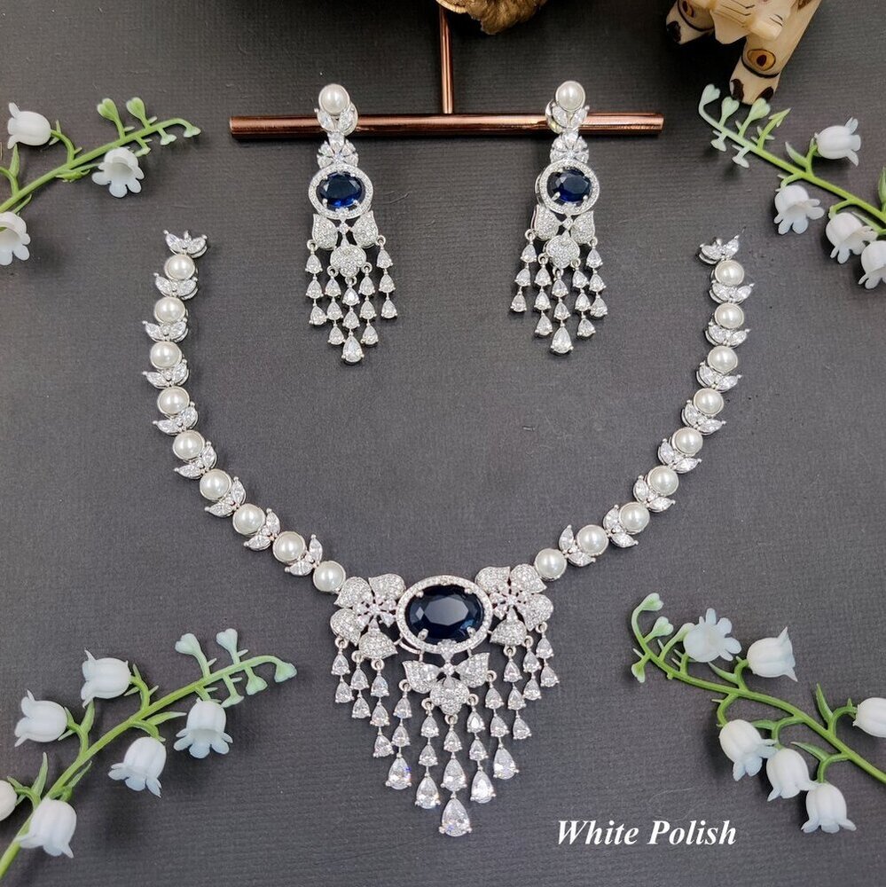 Classic beauty AD Necklace