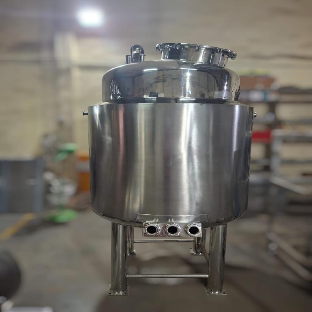 Pharmaceutical Vessels Tanks - Application: Industrial
