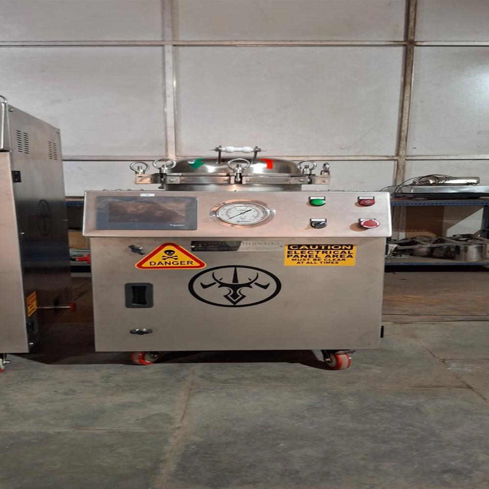 Vertical Autoclave Machine