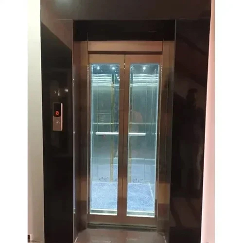 व्यावसायिक यात्री लिफ्ट