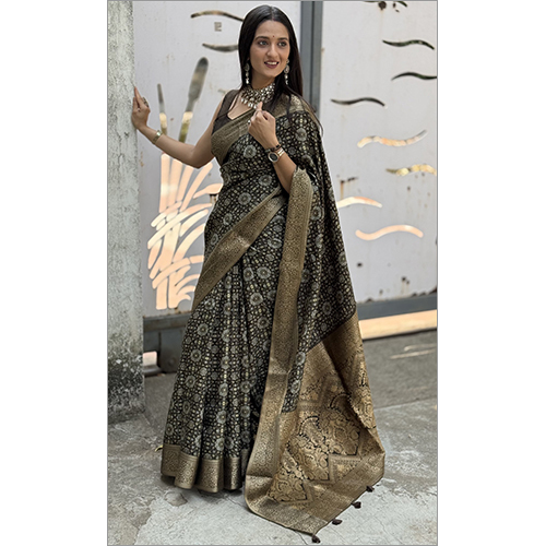 Dola Silk Gala Rich Pallu-Et-2214 Printed Saree - Color: Multicolor