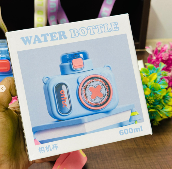 Retro Camera Water Bottle - Color: Multicolour