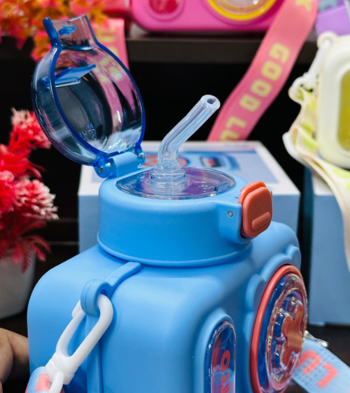 Retro Camera Water Bottle - Color: Multicolour