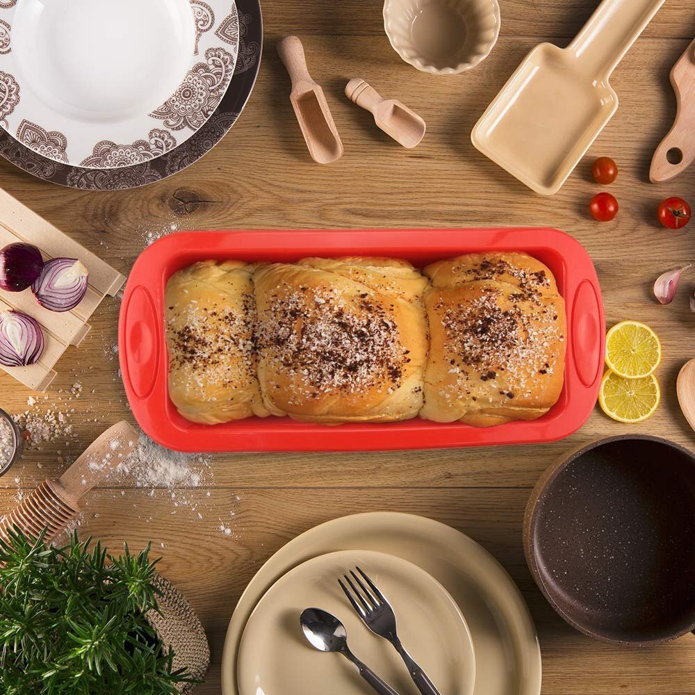BREAD MOULD