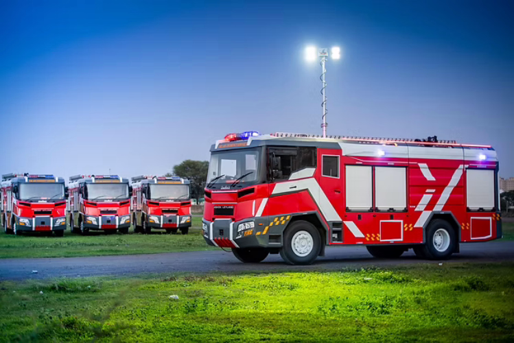 Firefighting vehicle