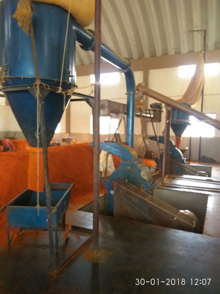 20hp Chilli Grinding Machine - Color: As Required