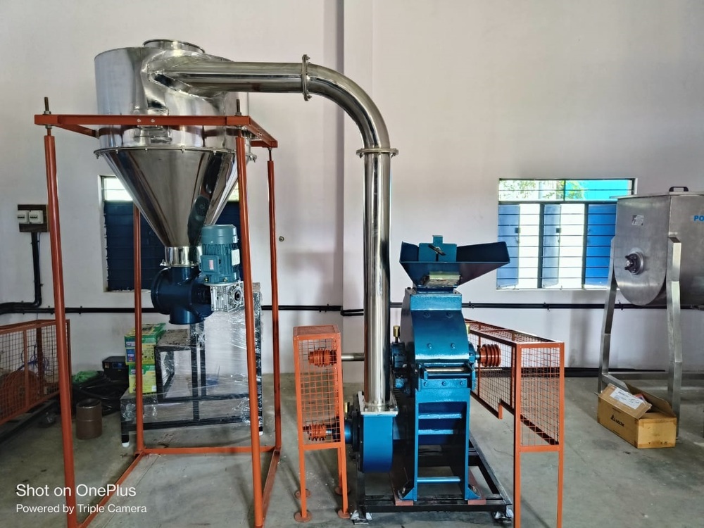 20hp Chilli Grinding Machine - Color: As Required