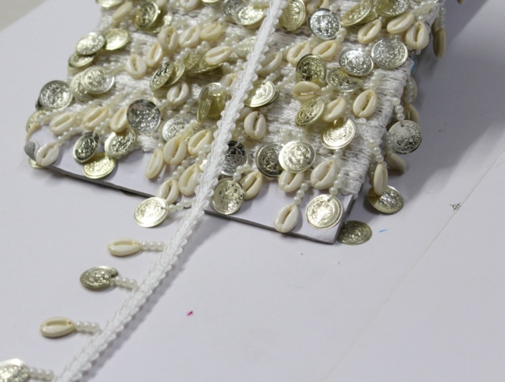 Latkan Kodi Coine Lace