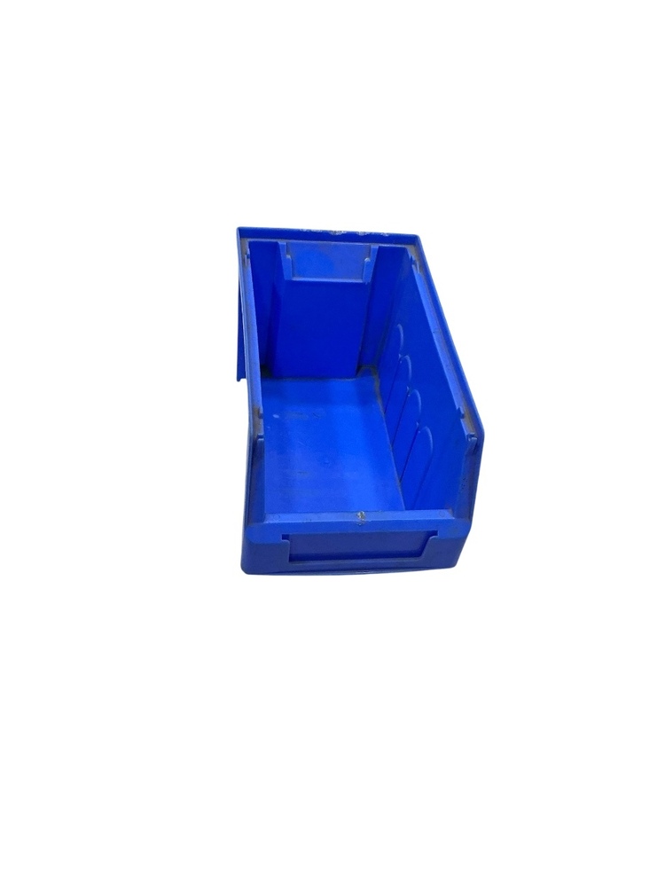 Max Crates - Material: Plastic