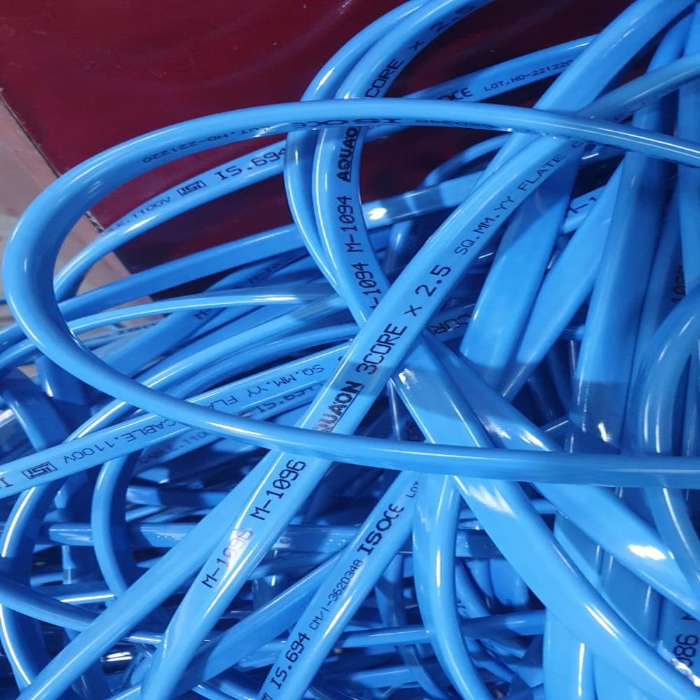 Multi Submersible Round Copper Cable - Color: Black